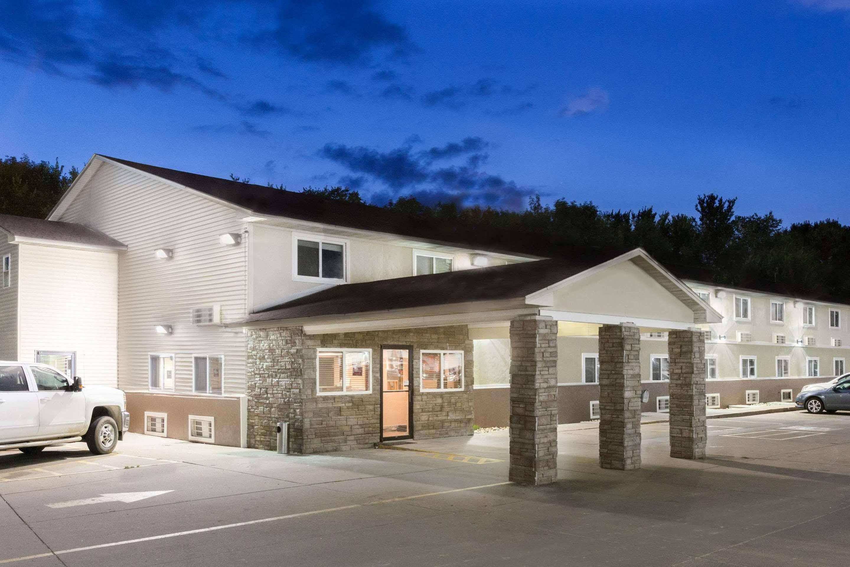 Super 8 By Wyndham Fort Madison Extérieur photo