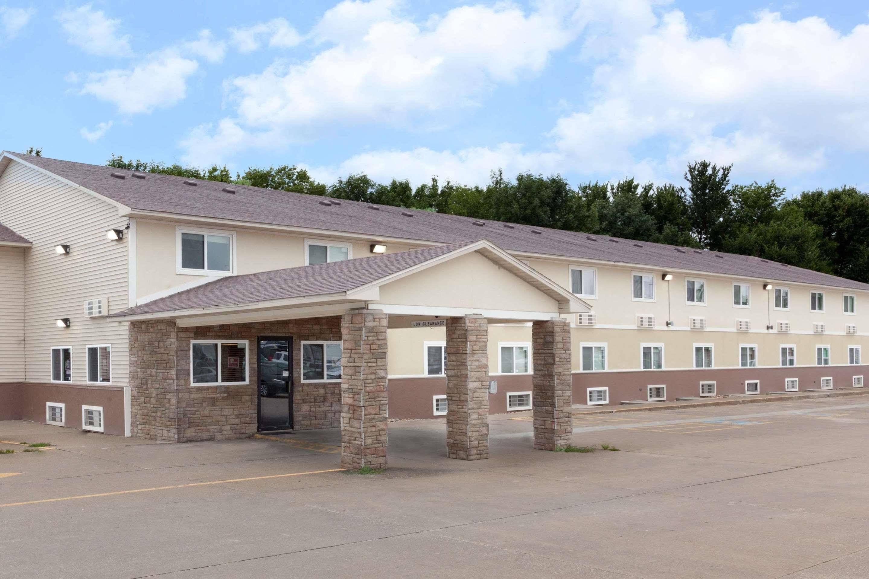 Super 8 By Wyndham Fort Madison Extérieur photo