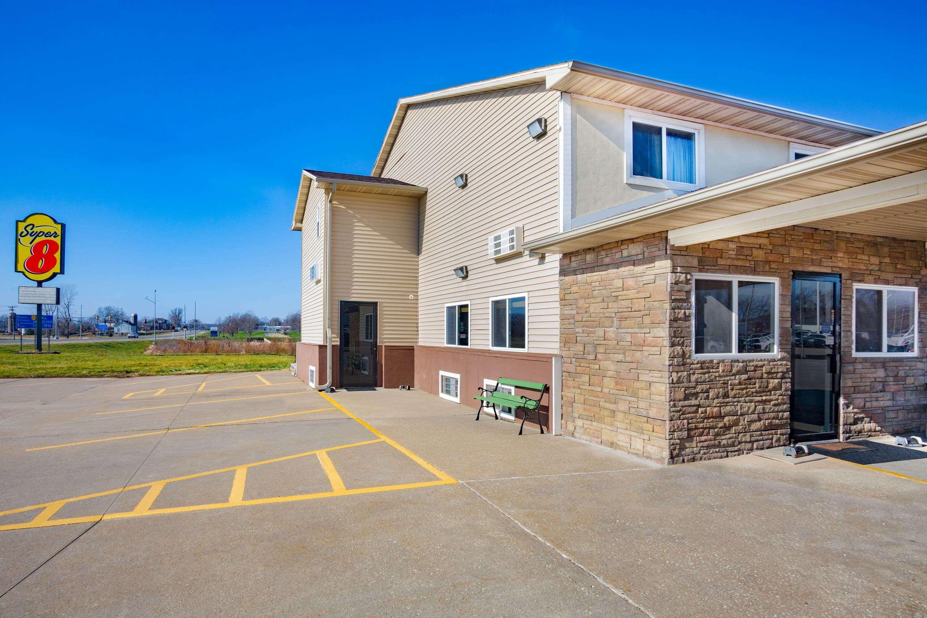 Super 8 By Wyndham Fort Madison Extérieur photo